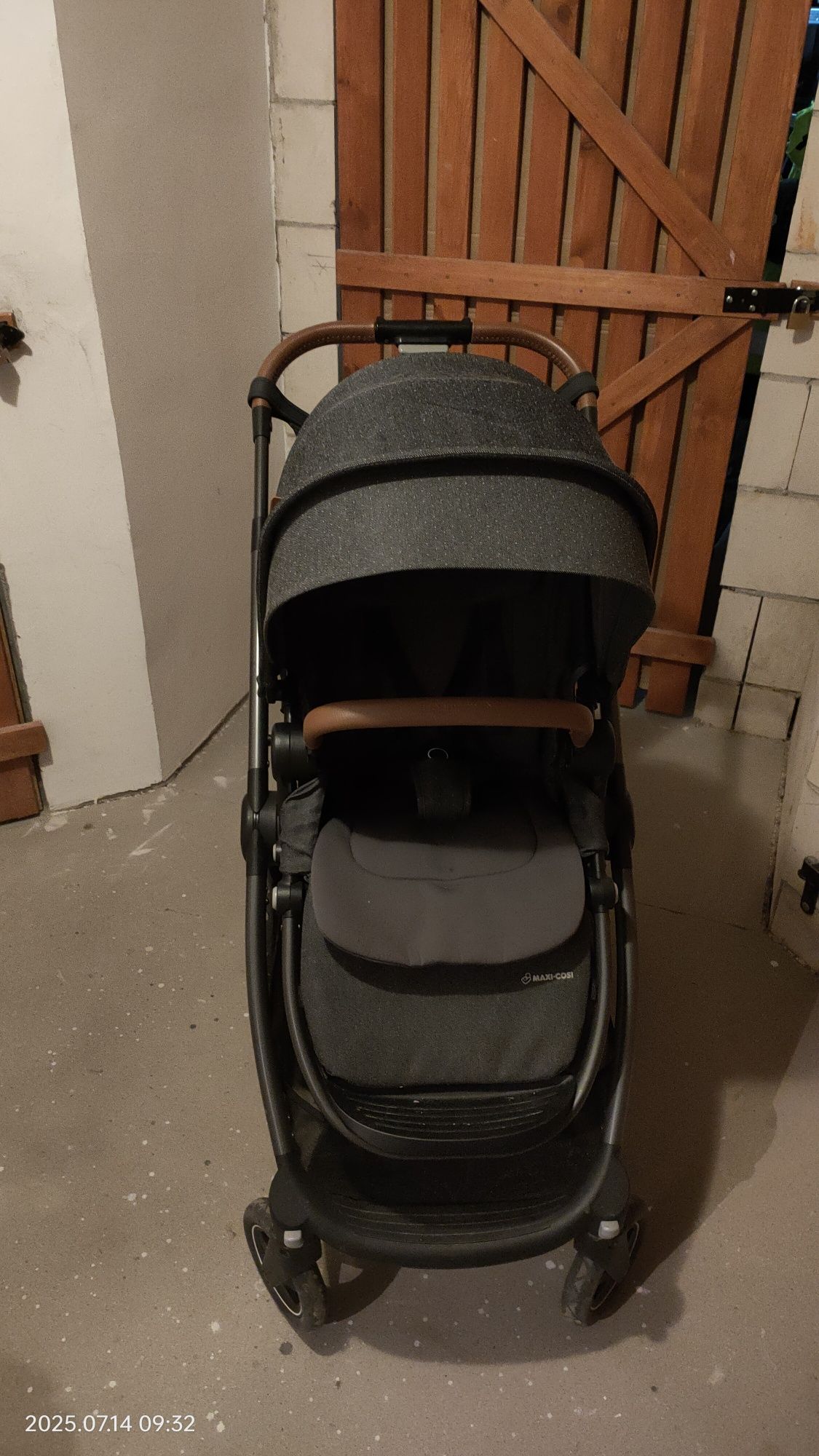 Wózek spacerowy Maxi Cosi Adorra.