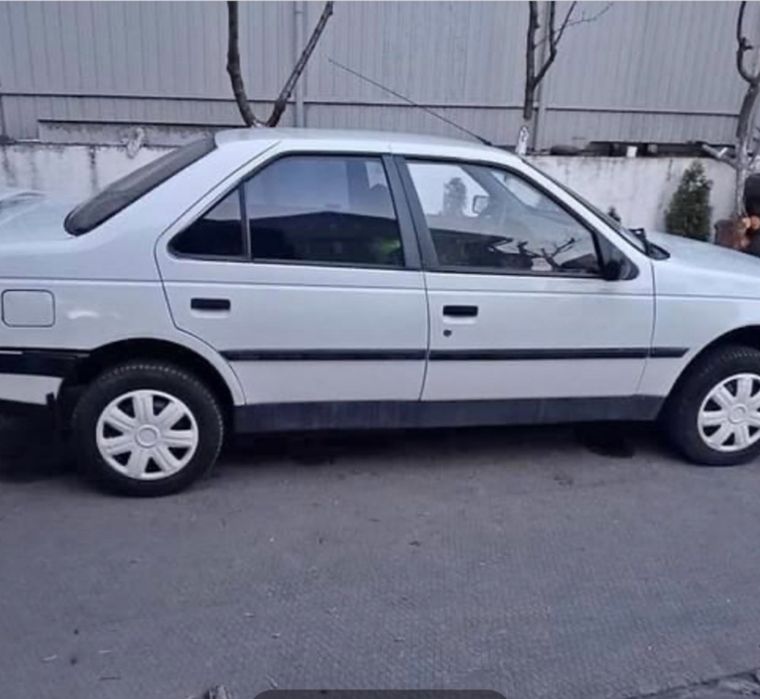 Автомобіль Пежо 405 на ходу  бензин- газ