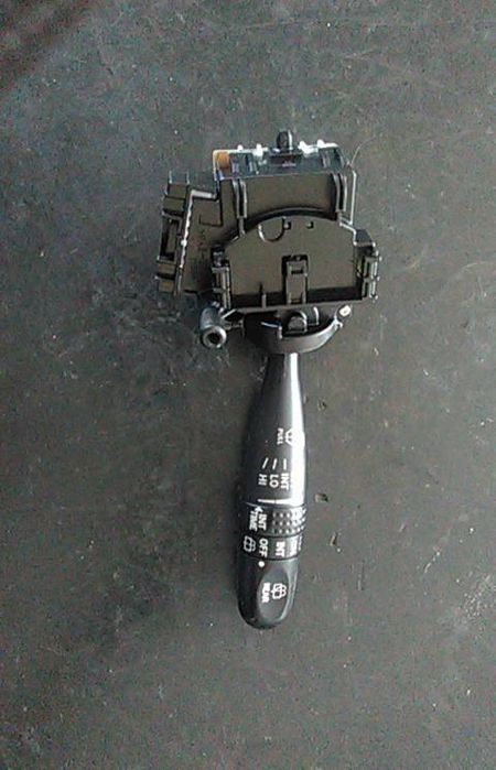 Manípulo do limpa vidros TOYOTA Corolla Hatchback (_E12_)