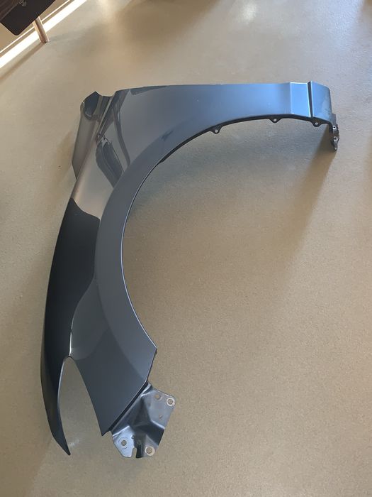 Крила mazda 6 оригінал 42В