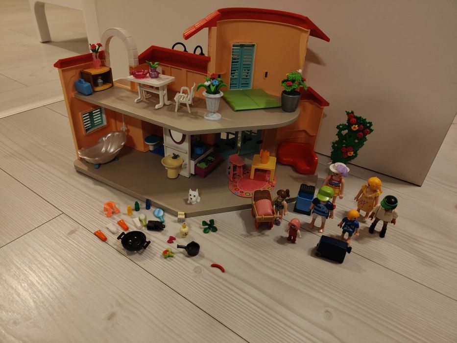 Domek Playmobil z akcesoriami