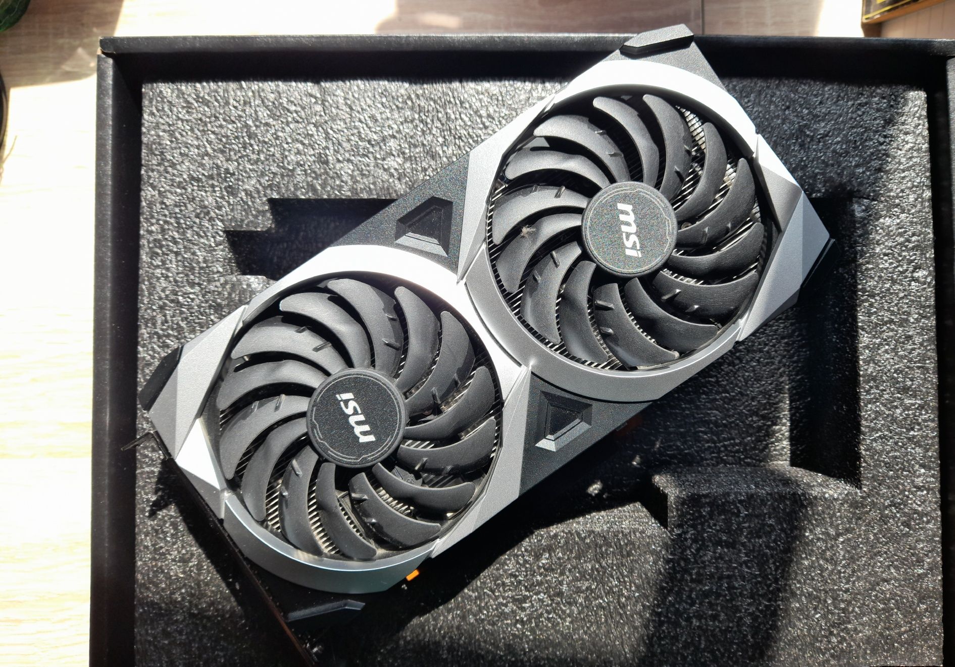 Placa Gráfica Msi AMD RX6600 Mech
