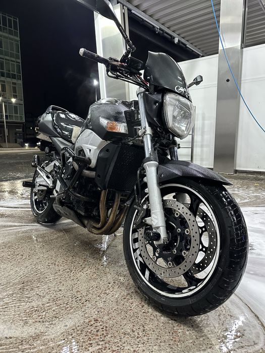 Suzuki gsr 600 2006