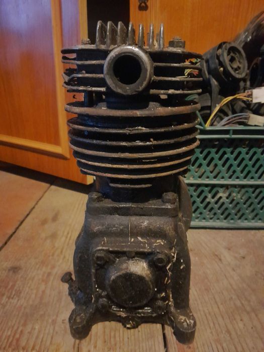 Ifa 4VD ADK Fortschritt kompresor sprężarka powietrza silnika części