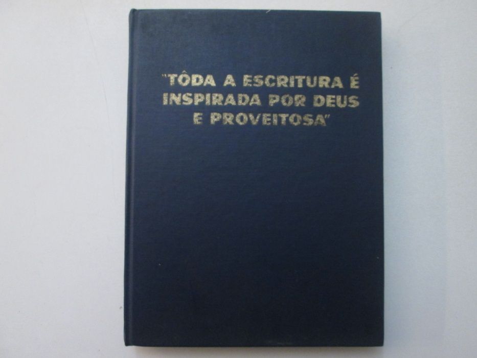 Toda a escritura é inspirada por Deus e proveitosa