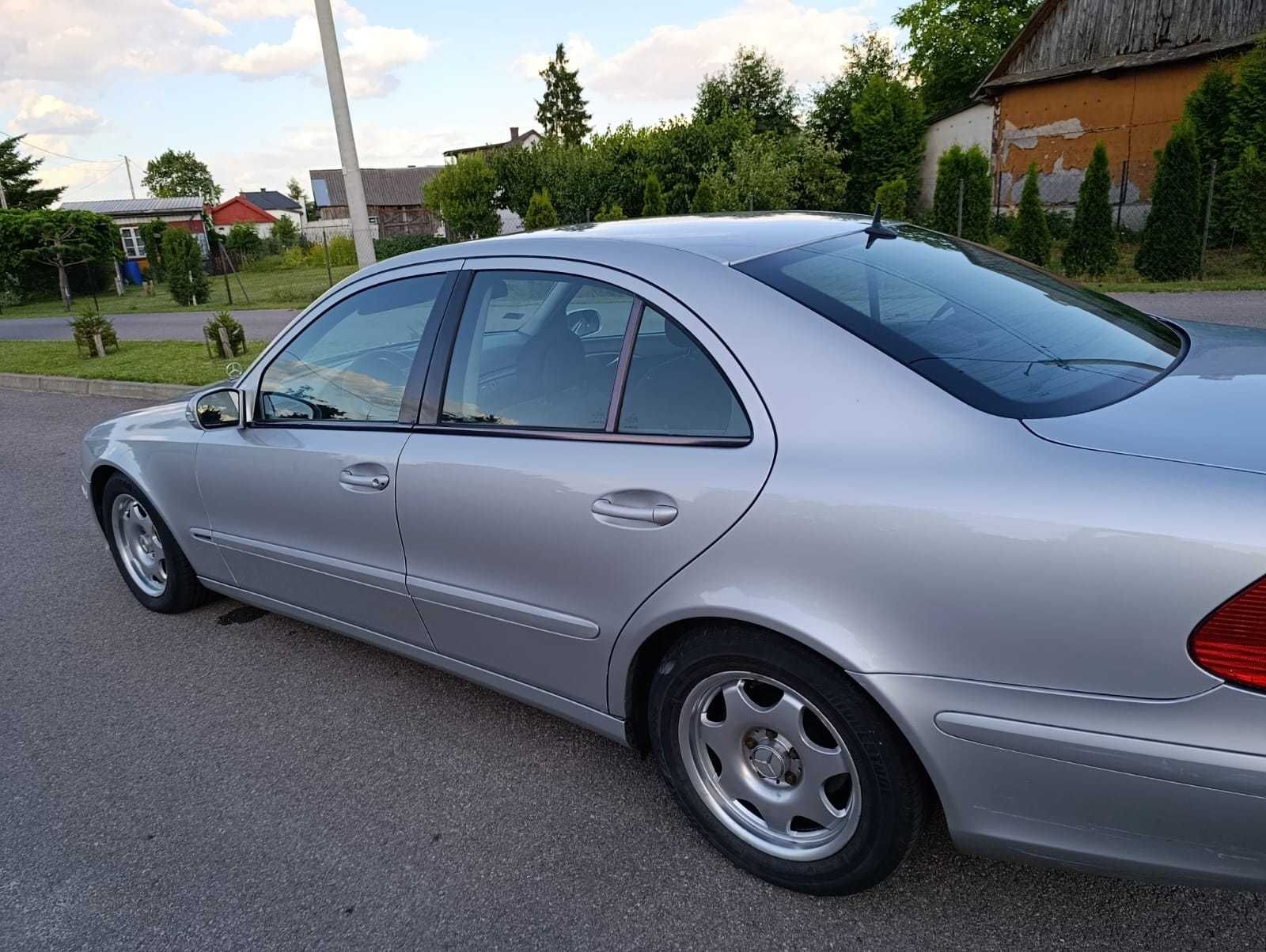 Mercedes w211 2,2cdi 2002r