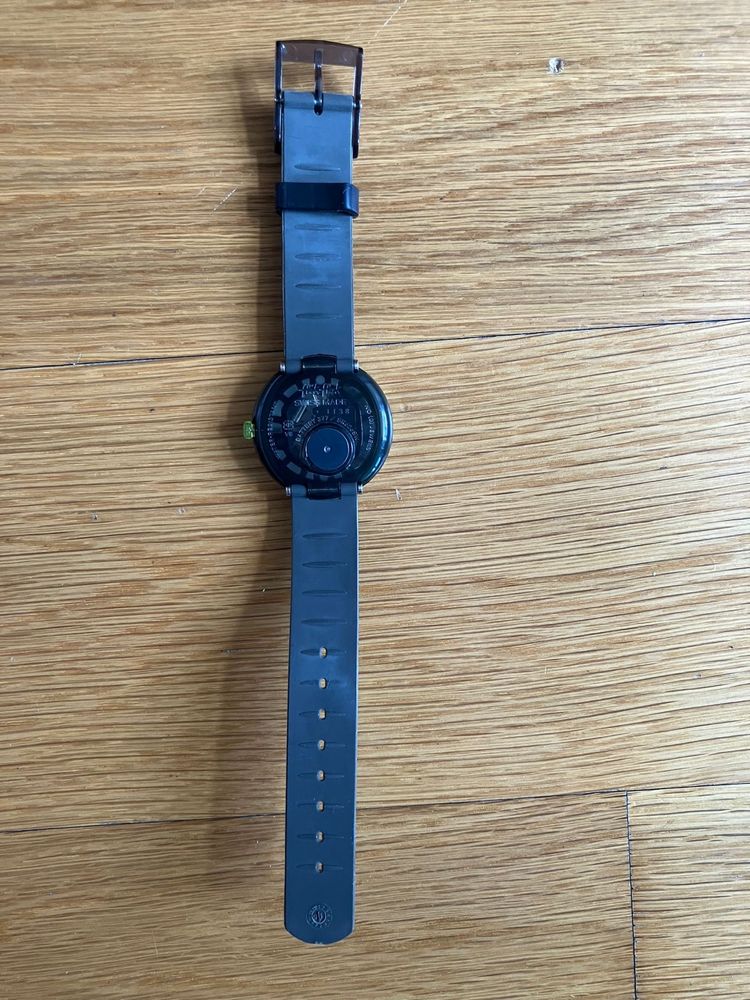 Relogio criança SWATCH com codigo e caixa original