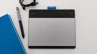 Mesa Digitalizadora Wacom Intuos™ Pen&Touch CTH-480/S
