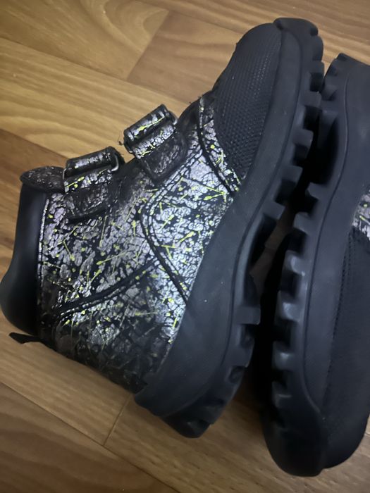 Ботінки для дівчинки шкіряні