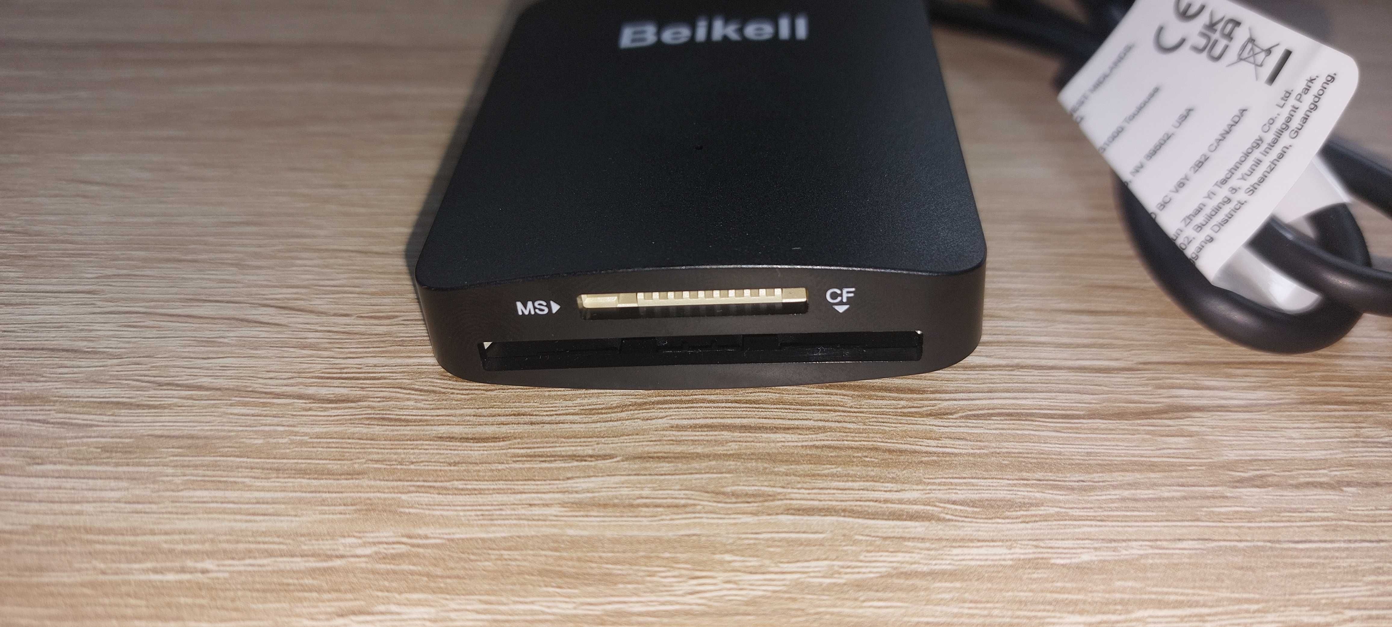 Czytnik kart SD, USB C i USB 3.0 Beikell 4 w 1 B6316