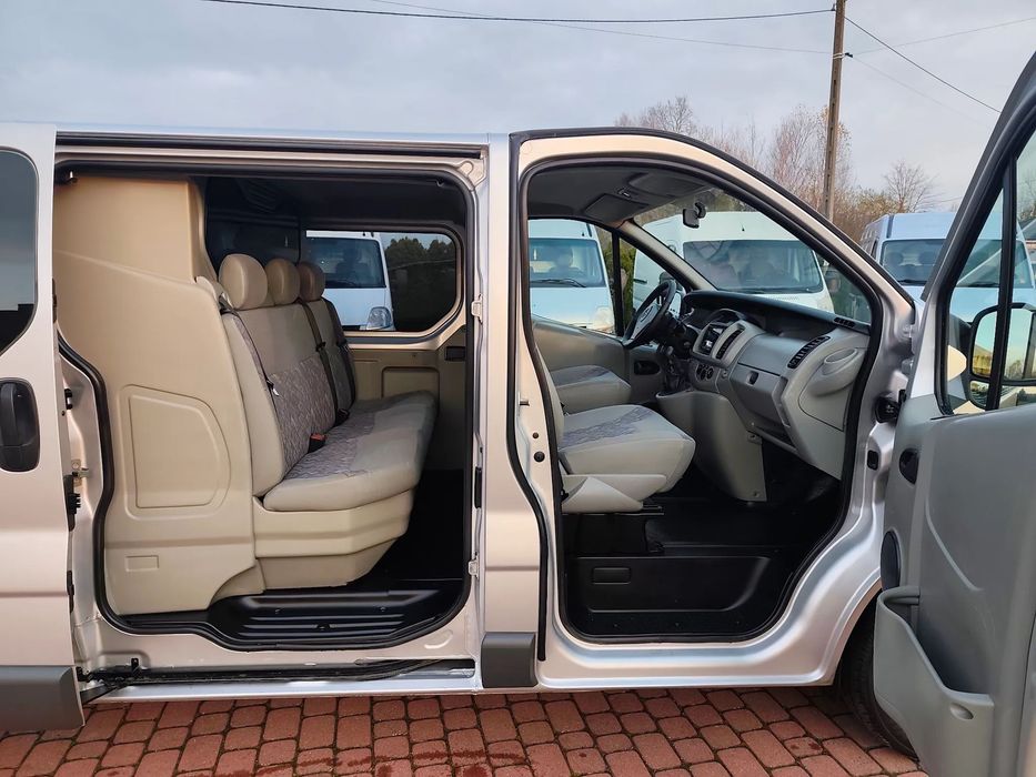 Opel Vivaro  Long Brygadówka klima elektryka super stan