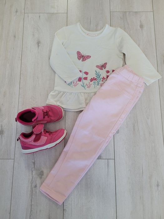 Набір /лот осінніх  речей на дівчинку 3-5 років