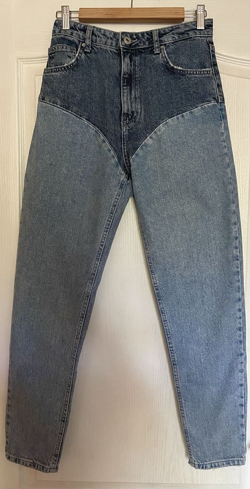 Джинси mom Bershka 27 р.