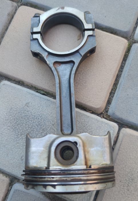 ГБЦ на 3.3 GDI G6DH 221103cgb1