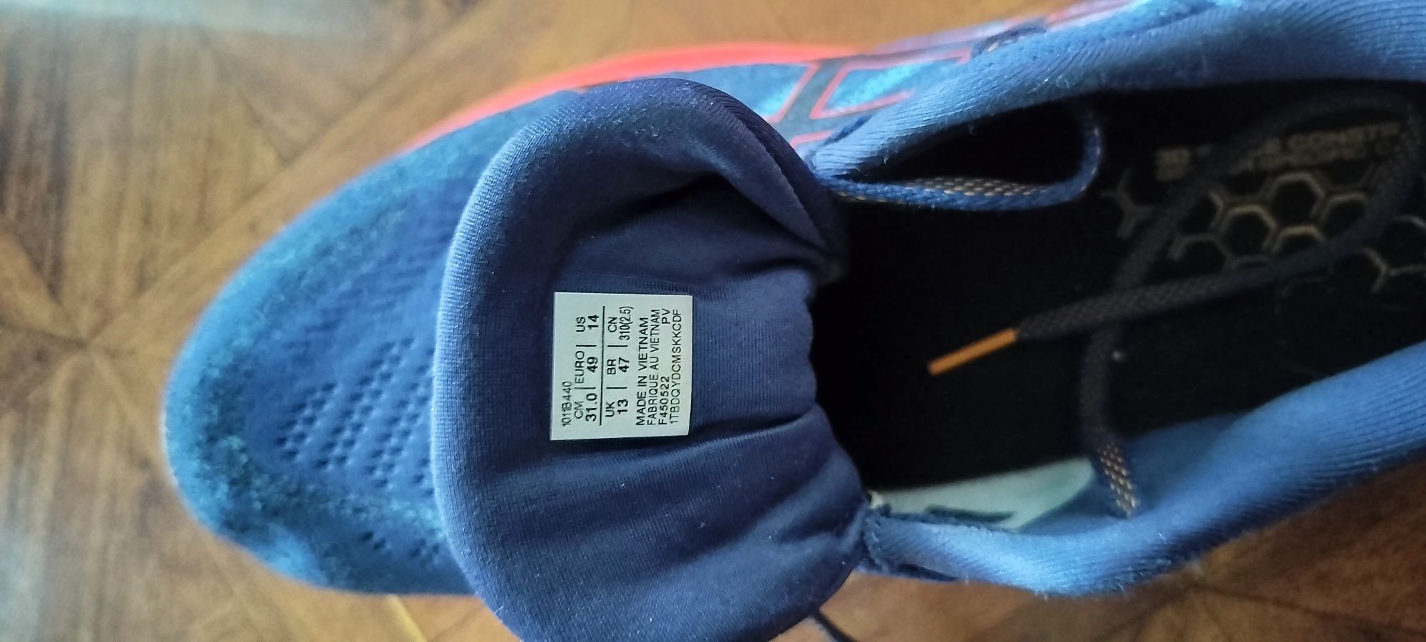 Кросівки чоловічі Asics