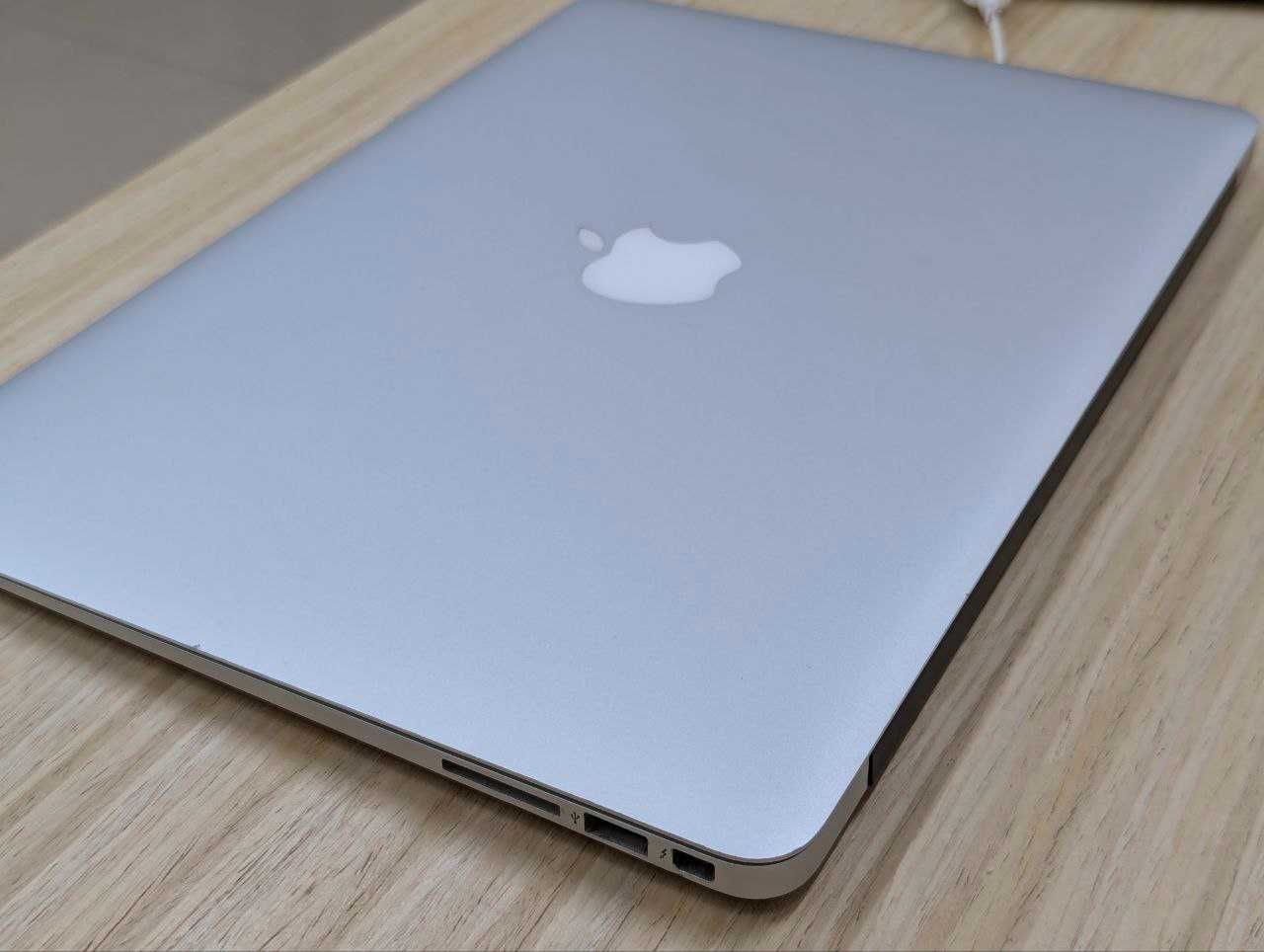 /7915/ MacBook Air 13" 2015 I7-5650U 2.2GHz 8GB RAM 512GB SSD Z0UU3