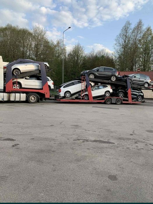 ПОПУТНИЙ ЕВАКУАТОР АВТОВОЗ в Європу з Європи попутный эвакуатор Европа