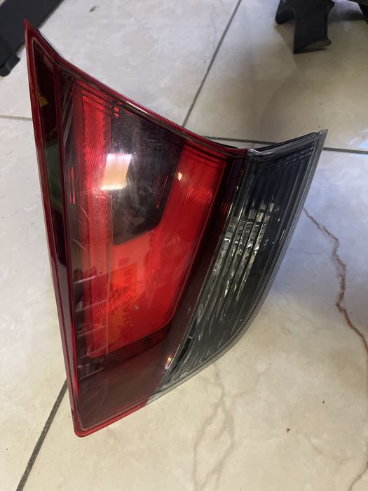 Задні ліхтарі Nissan X-trail/Rogue T32 рестайл