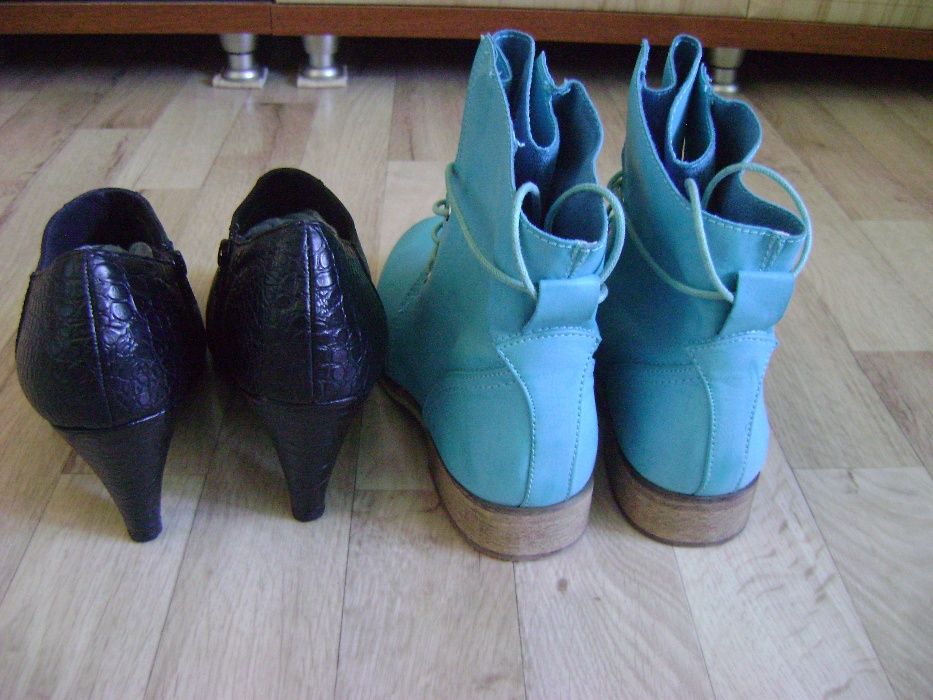 ботинки женские демисезон.JUMEX р 39(25 см) и Clarks 40 (26 см)