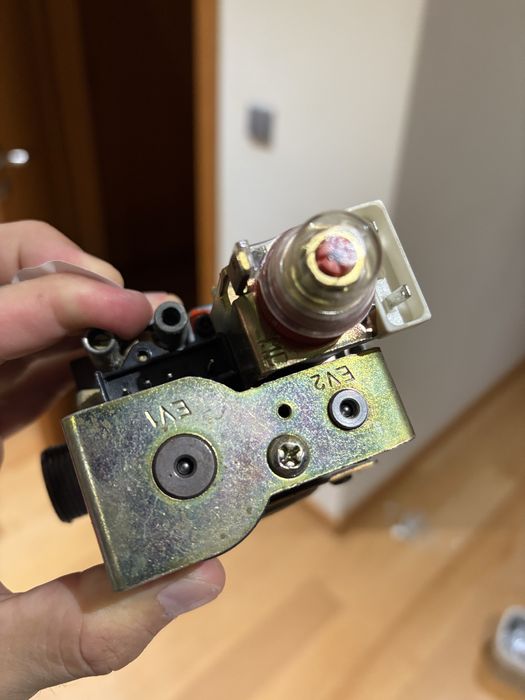 Valvula de gas Roca com avaria