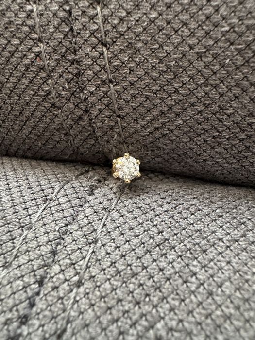 kolczyk zloto 585 diament 0.52