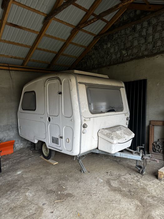 Przyczepa kempingowa niewiadow