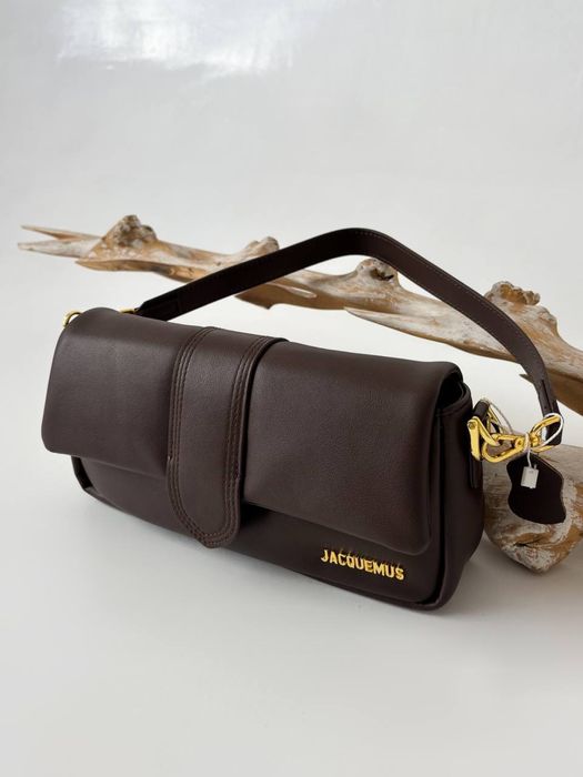Сумка кожаная от Jacquemus