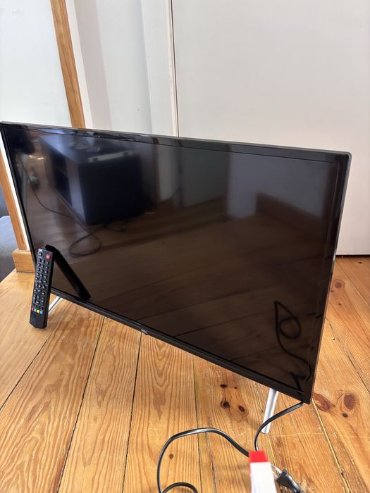 TV Lcd (TCL) 32”