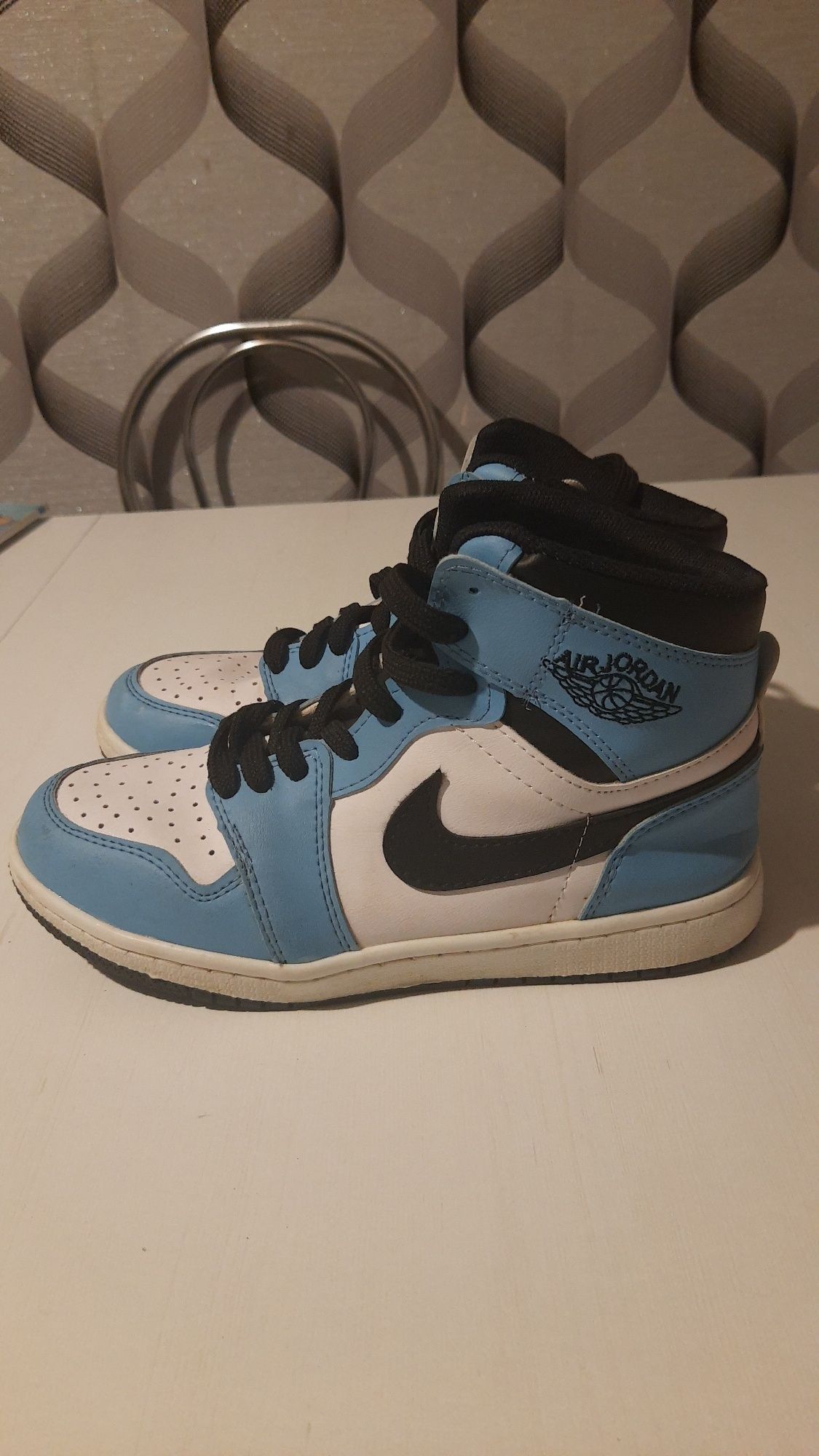 Buty damskie Nike jordan numer 39