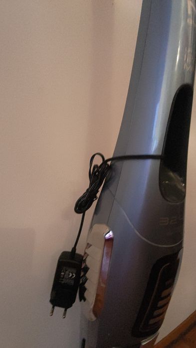 Hoover Athens Evo 32.4V avariado