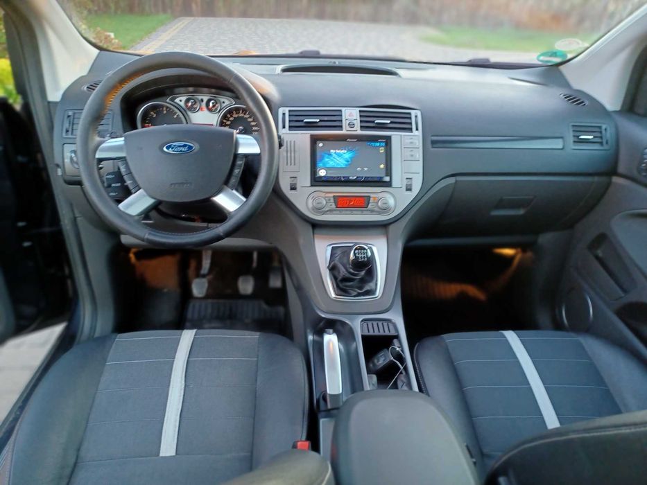 Ford Kuga 2.0 tdci 140km 4x4 panorama alu skora super stan z Niemiec