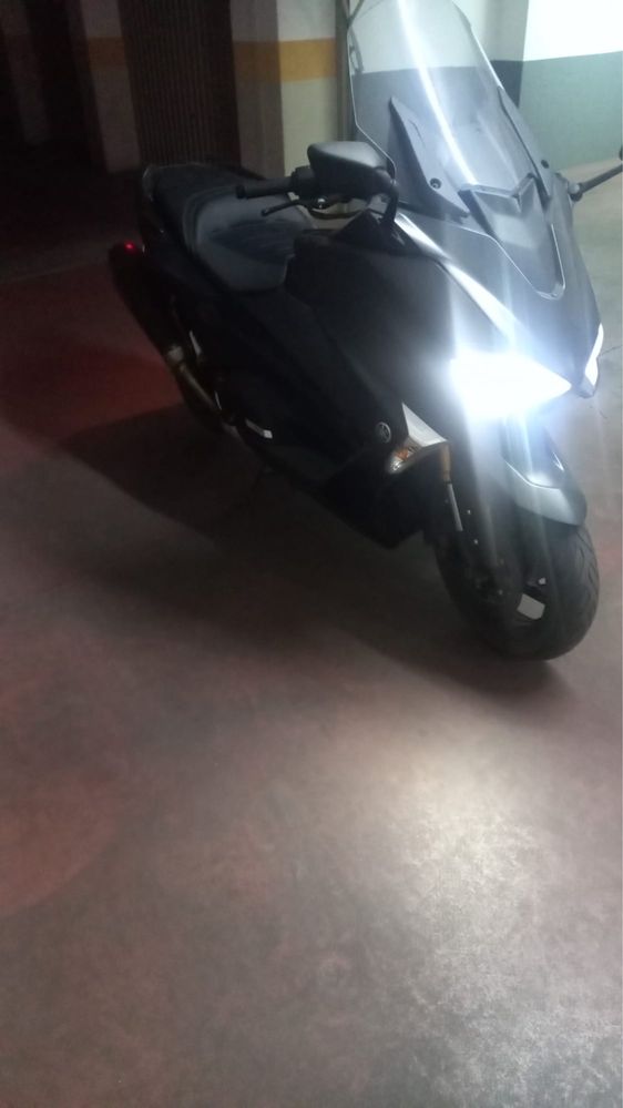 Mota yamaha tmax DX