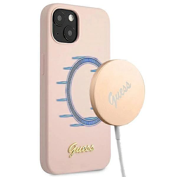 Etui Guess Silicone Script Gold Logo MagSafe na iPhone 13 - jasnoróżow