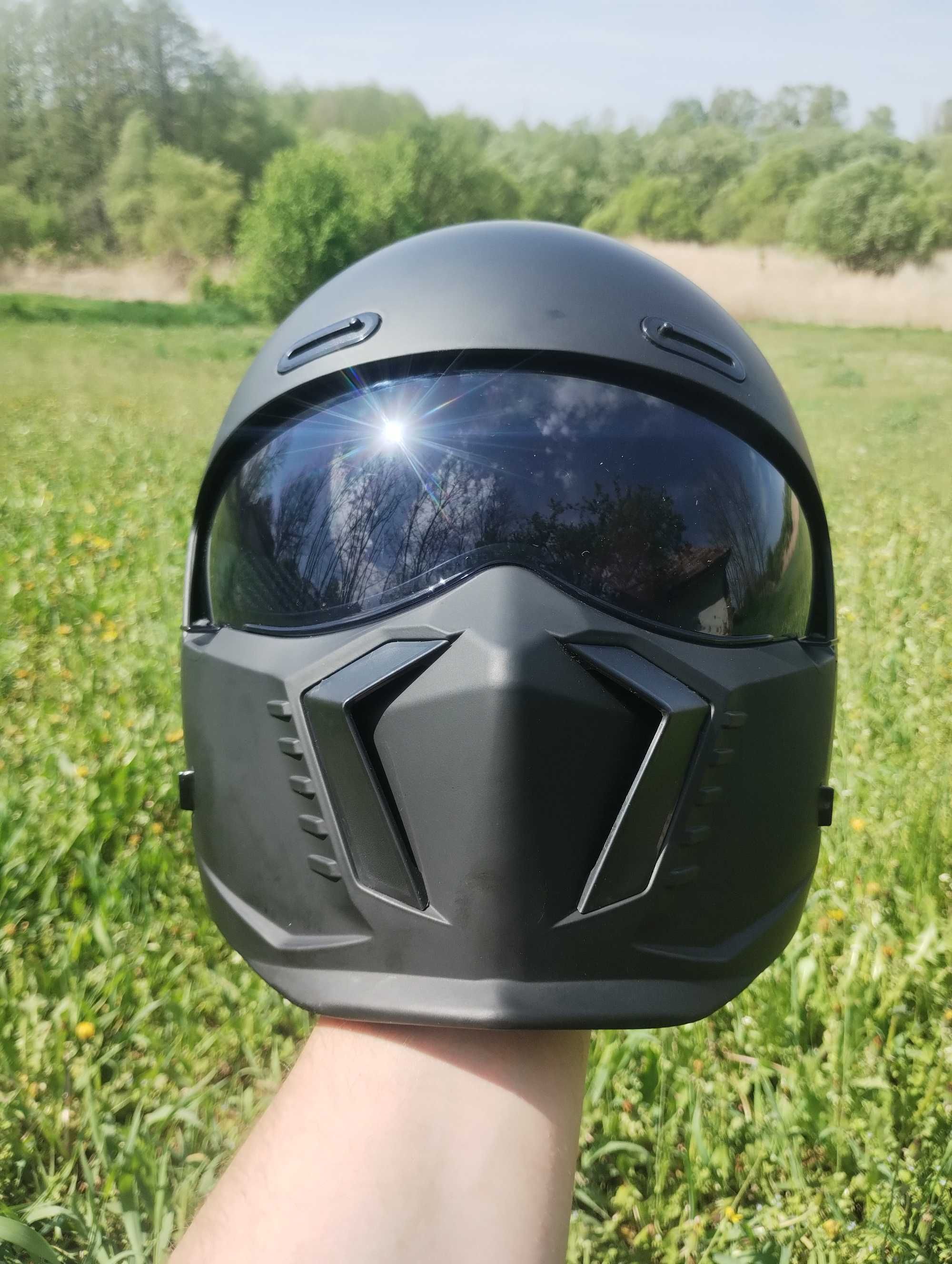 Шлем, Шолом, Новий Scorpion Retro Motorcycle Exo Combat. М розмір