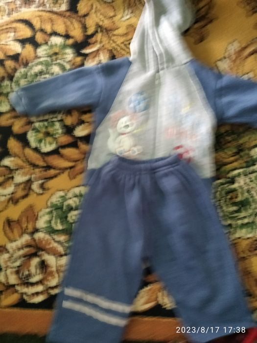 Віддам Костюм теплий для малюка