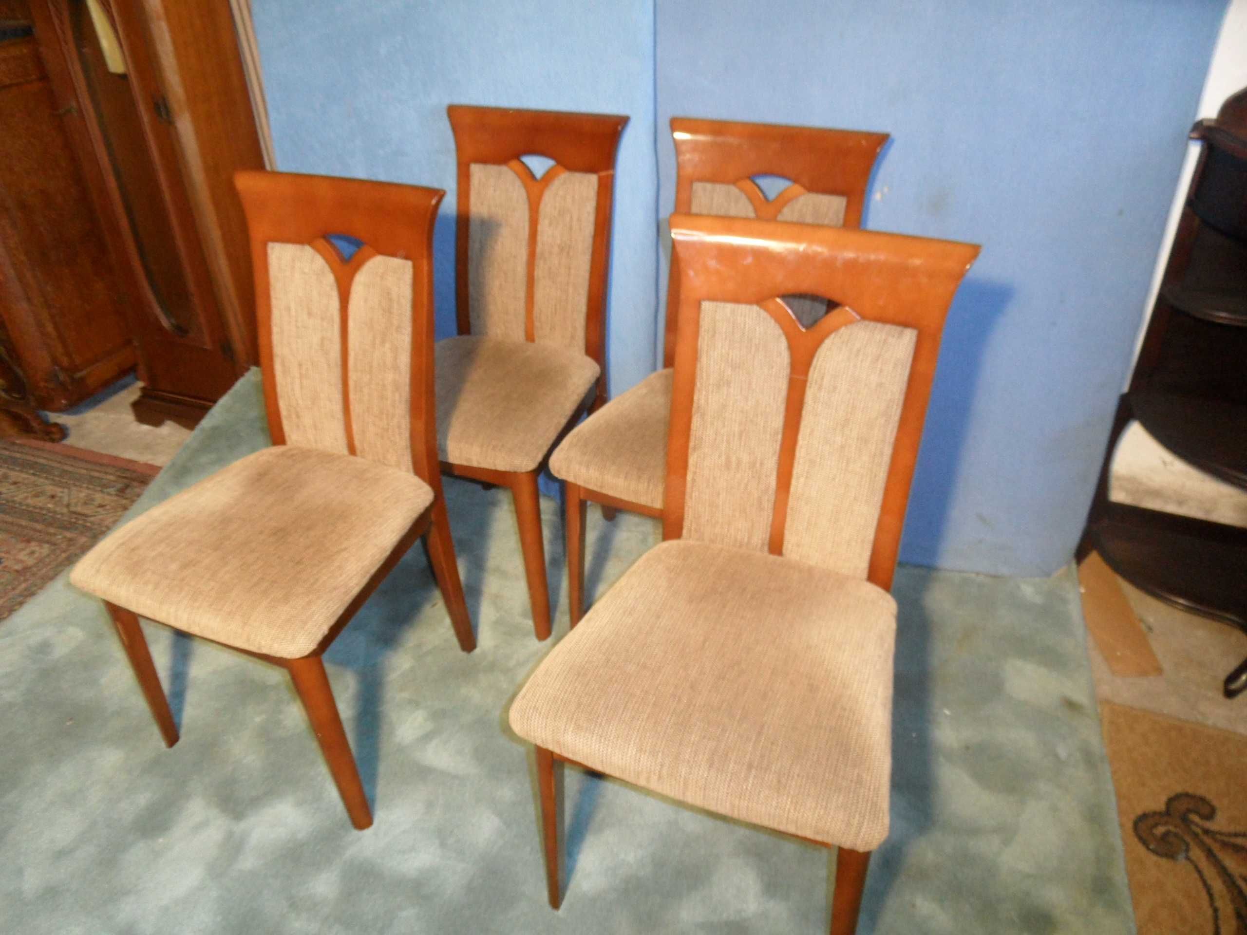 4 Krzesła do Salonu z Niemiec