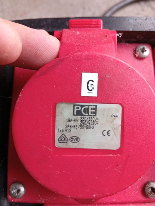 Rozdzielnica elektryczna budowlana