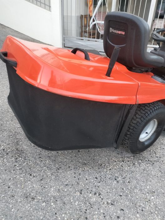 Trator corta relva Husqvarna