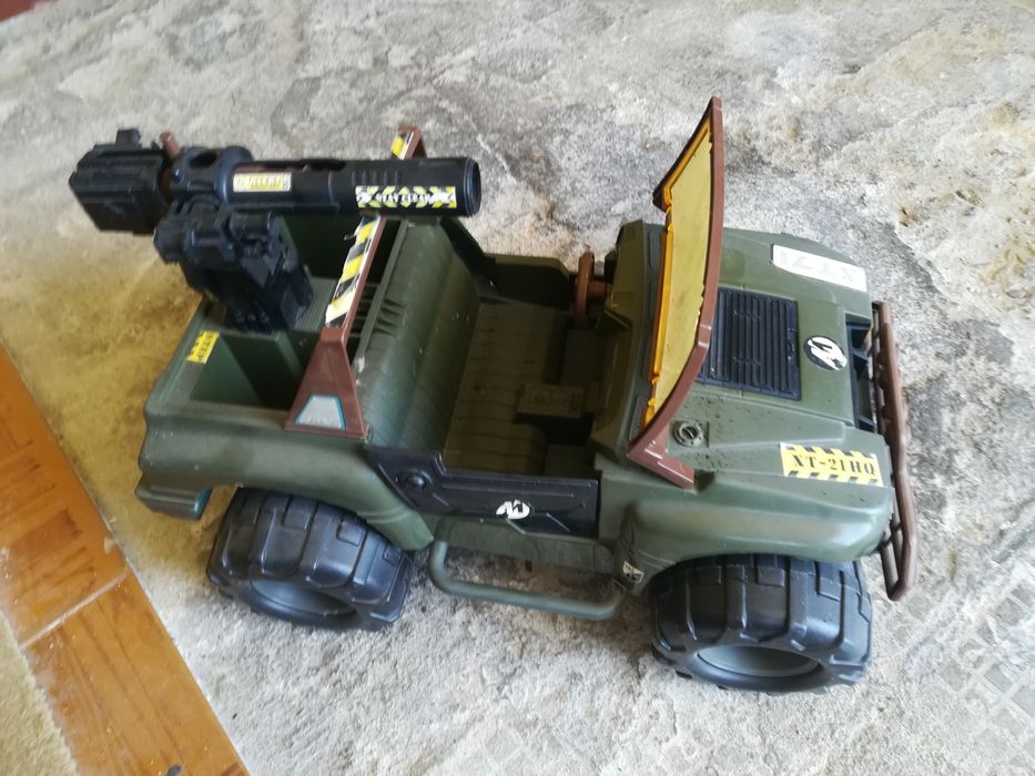 Jeep do Action Men original anos 90.