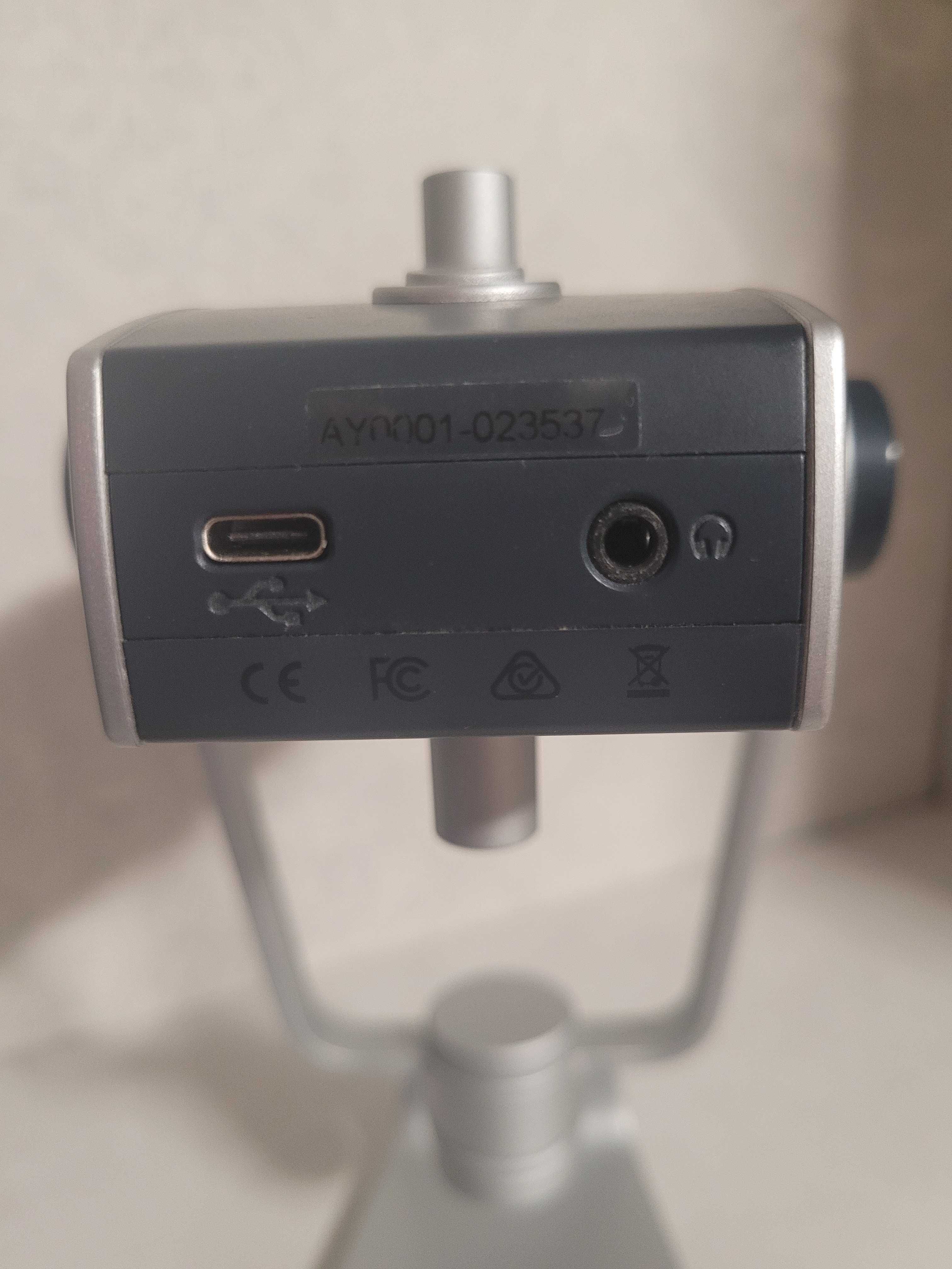 Студійний мікрофон AKG C44-USB