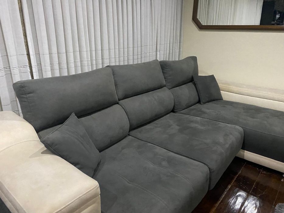 Sofá cinzento regulável