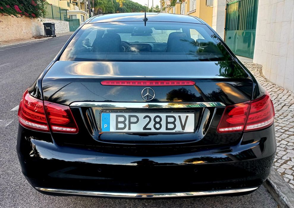 Mercedes-Benz E 200 CGI Turbo Blue Efficiency Caixa Manual