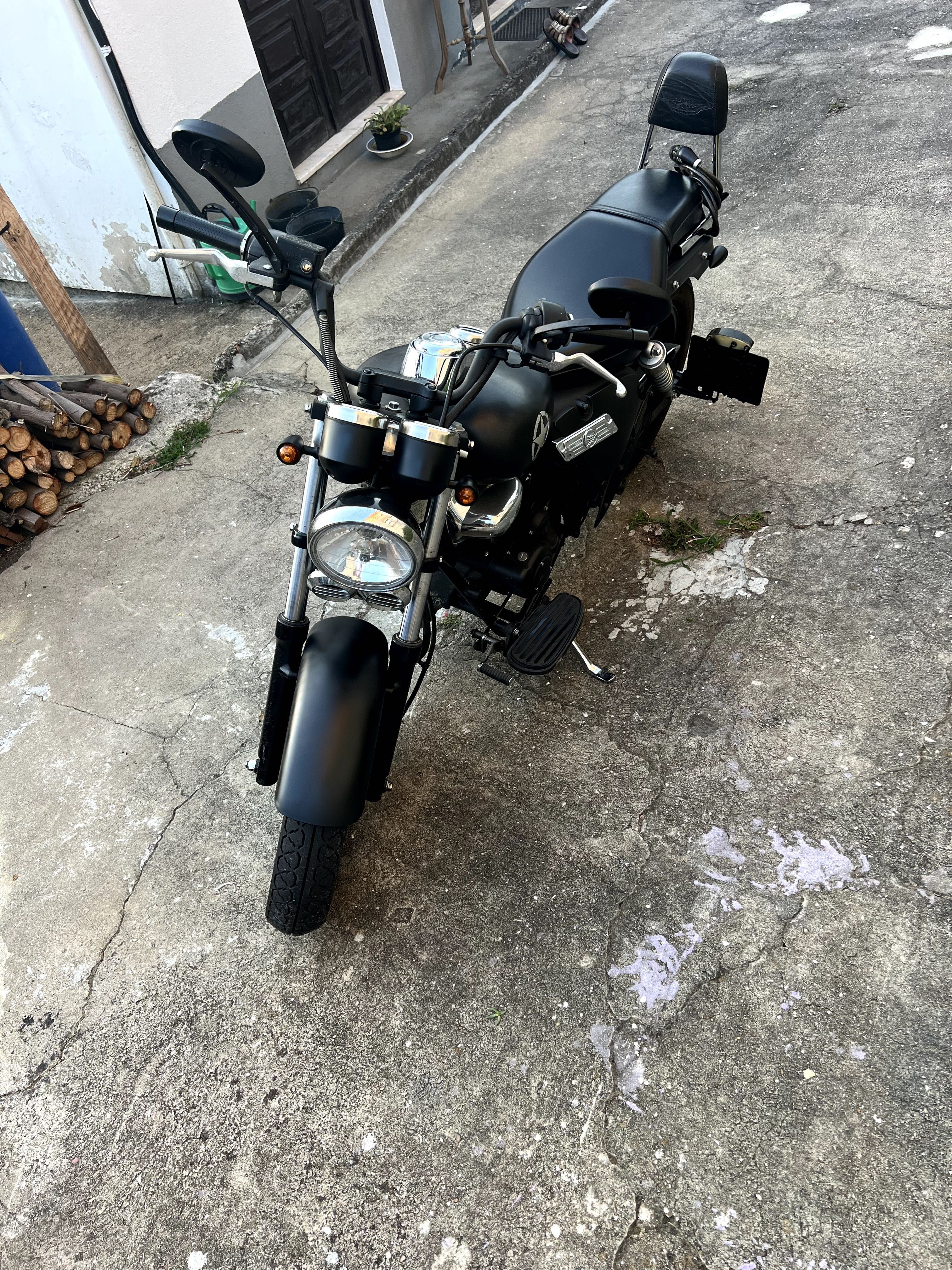 Mota Keeway Superlight 125 com 11836Km