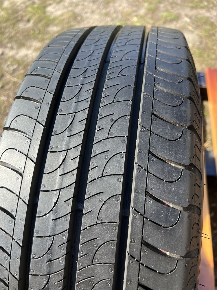 195/60/16с Goodyear EfficientGrip Cargo 2 195/60 R16C 99/97H