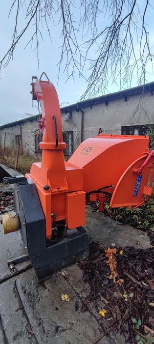 RĘBAK JENSEN A425  Jensen A425 WOM Rębak Rozdrabniacz do gałęzi