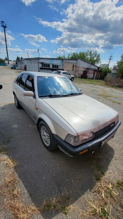 Mazda 323 bf 1989