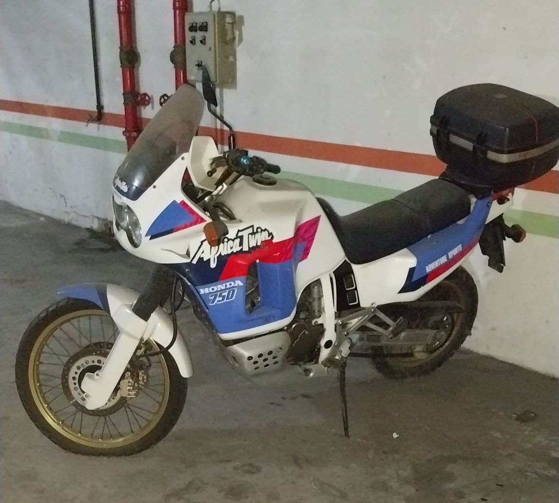 Africa Twin - Um dono