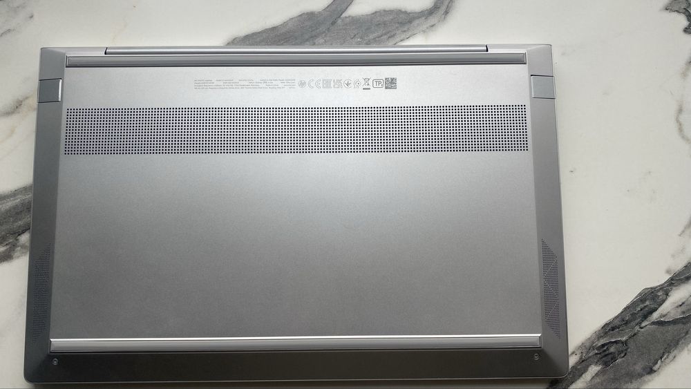 HP Envy 13-ba1002sf