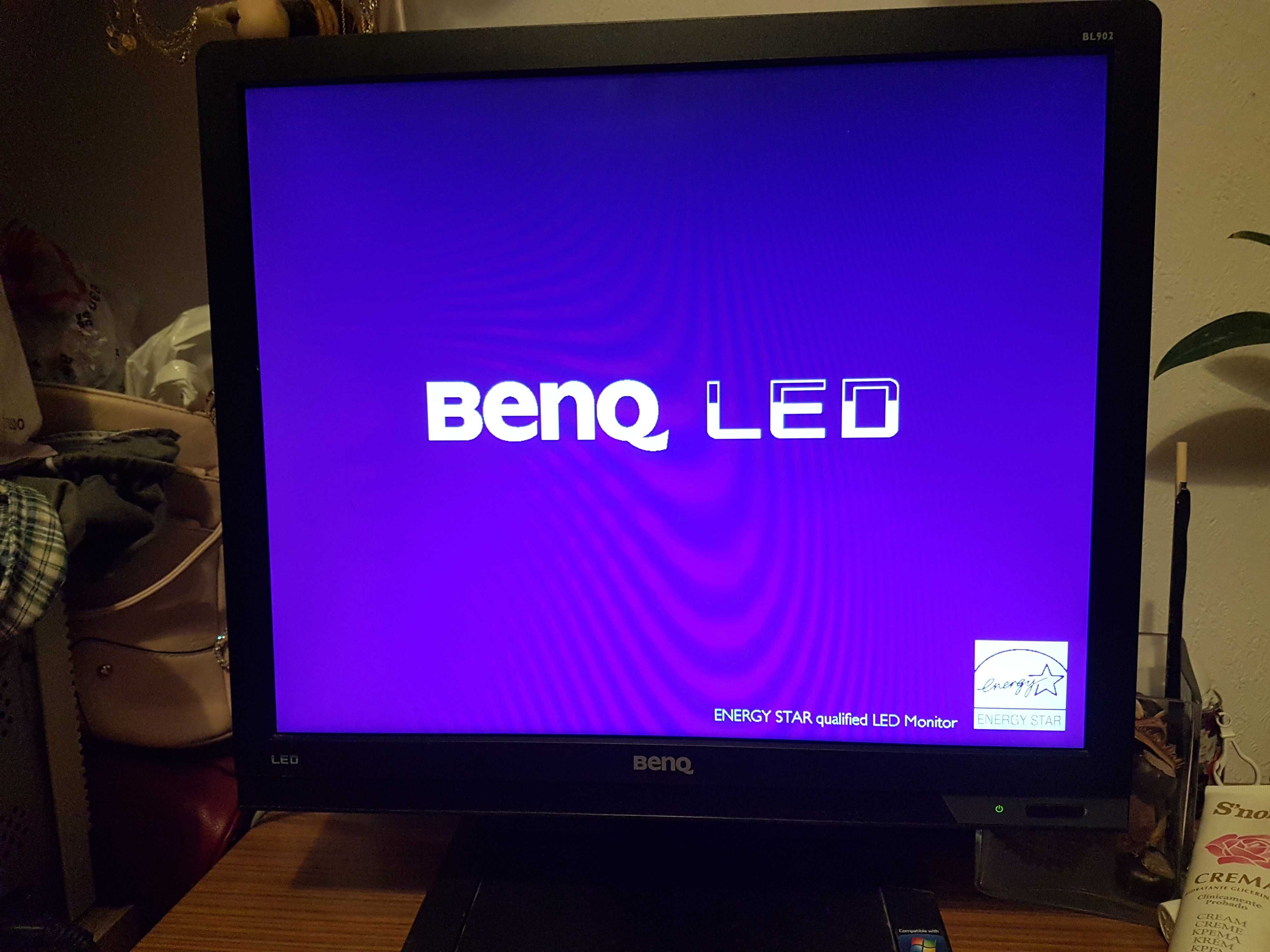 Monitor Benq LED BL902-T 19" cali