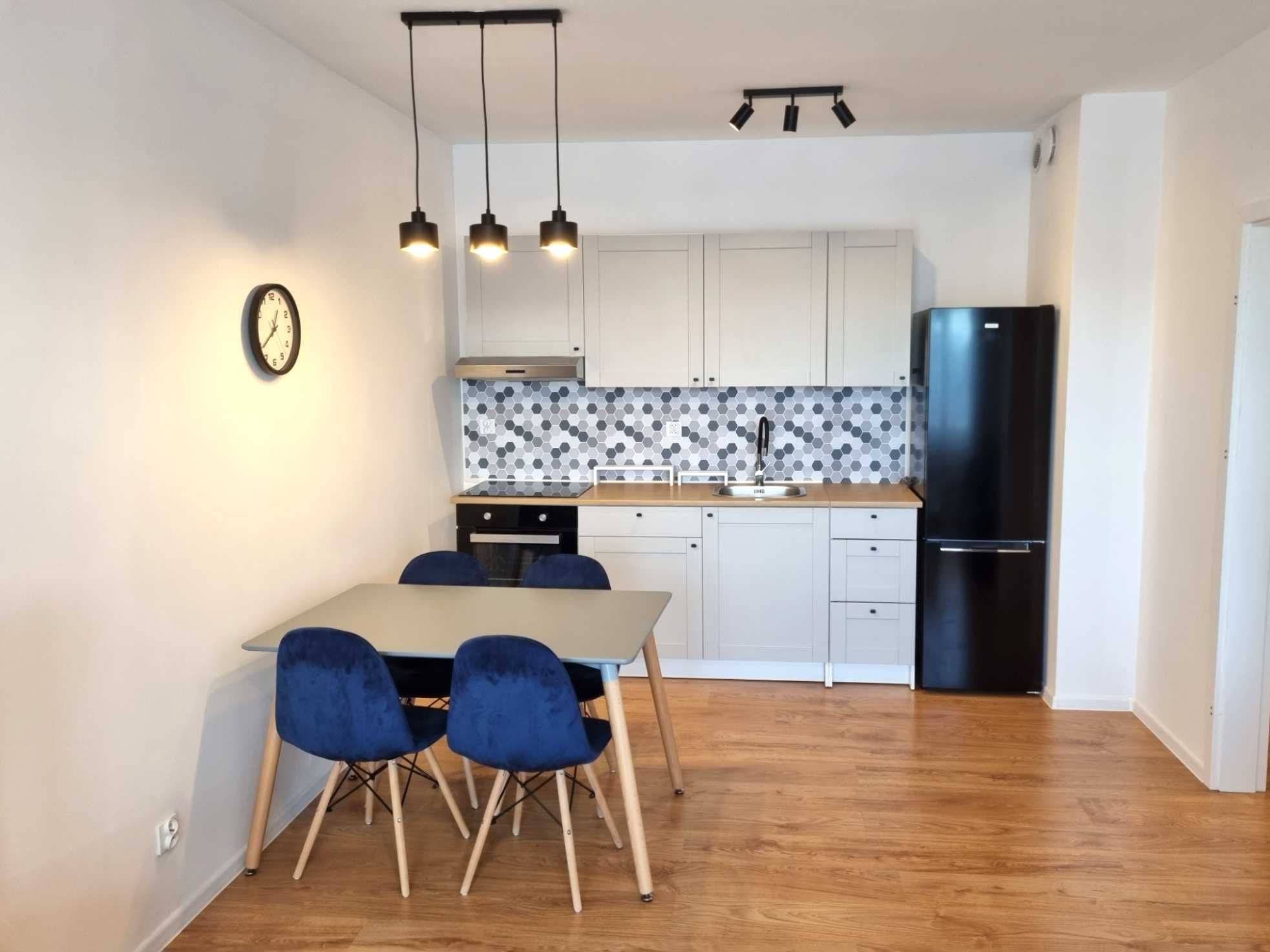 2 pokoje w Apartamentowcu na osiedlu piastowskim